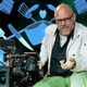 Illustration for article titled Alton Brown on the return of iGood Eats/i, filmmaking, and embracing wankiness